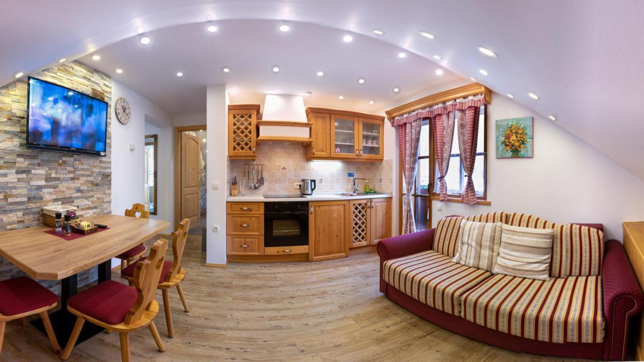 Apartments In Villa Flora Kranjska Gora
