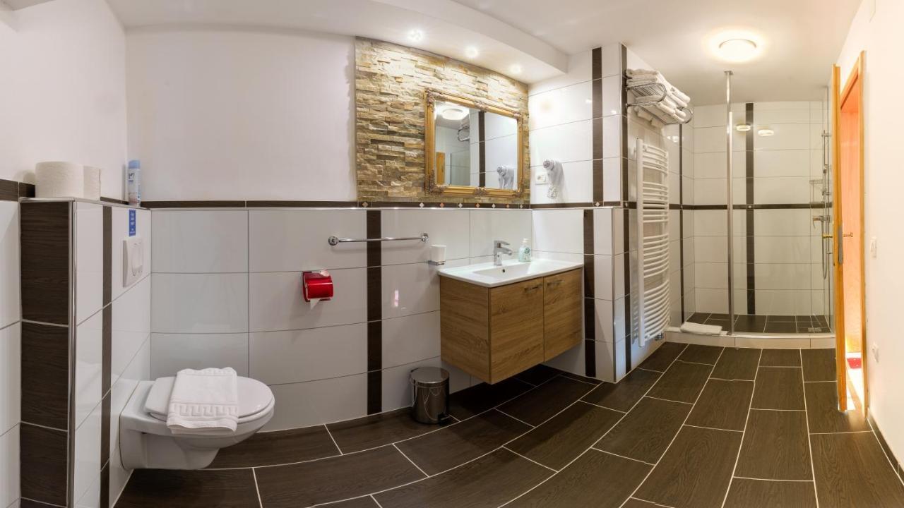 Apartments In Villa Flora Kranjska Gora